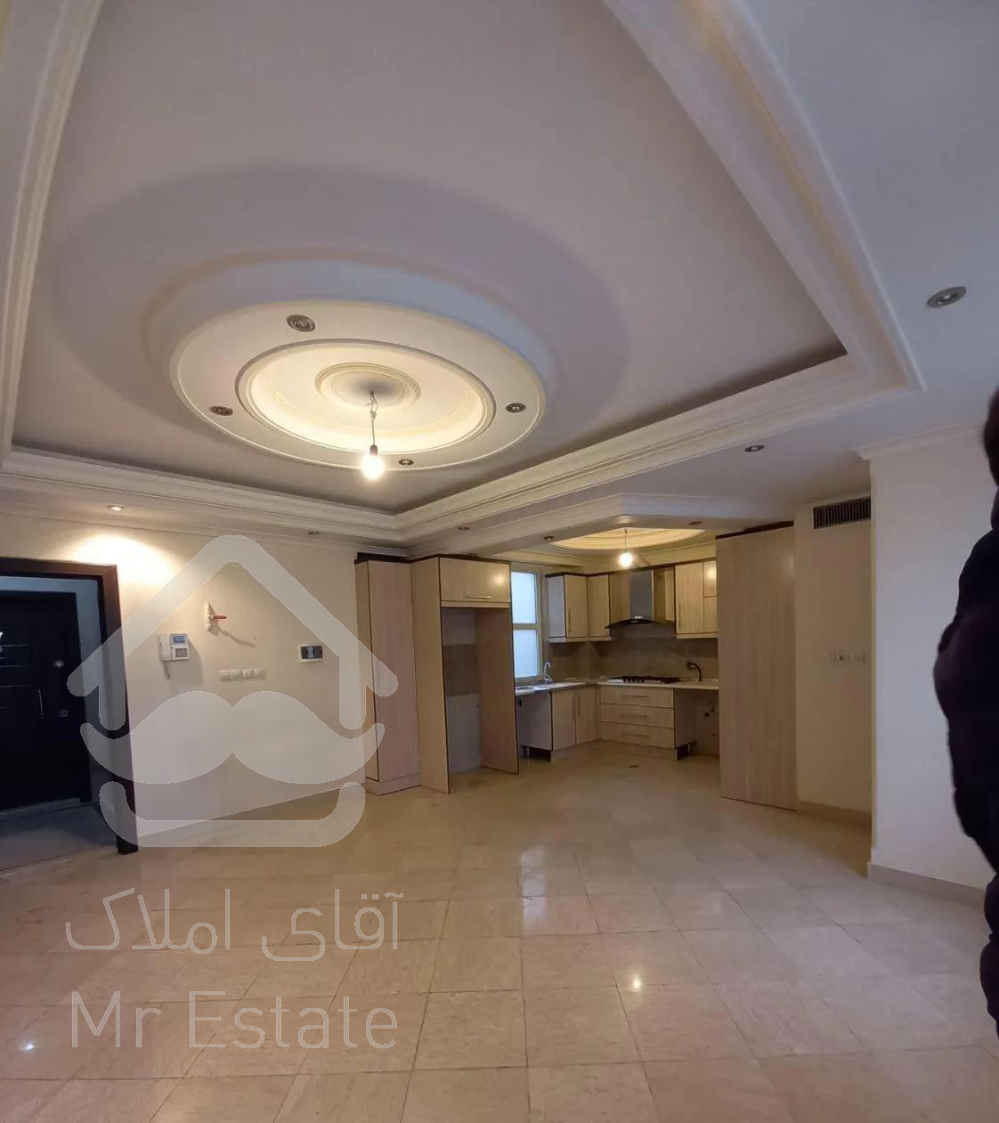 ۷۷متر ، اواسط صیاد ، شیک و خوش نقشه